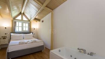Memory-foam beds, minibar, in-room safe, soundproofing