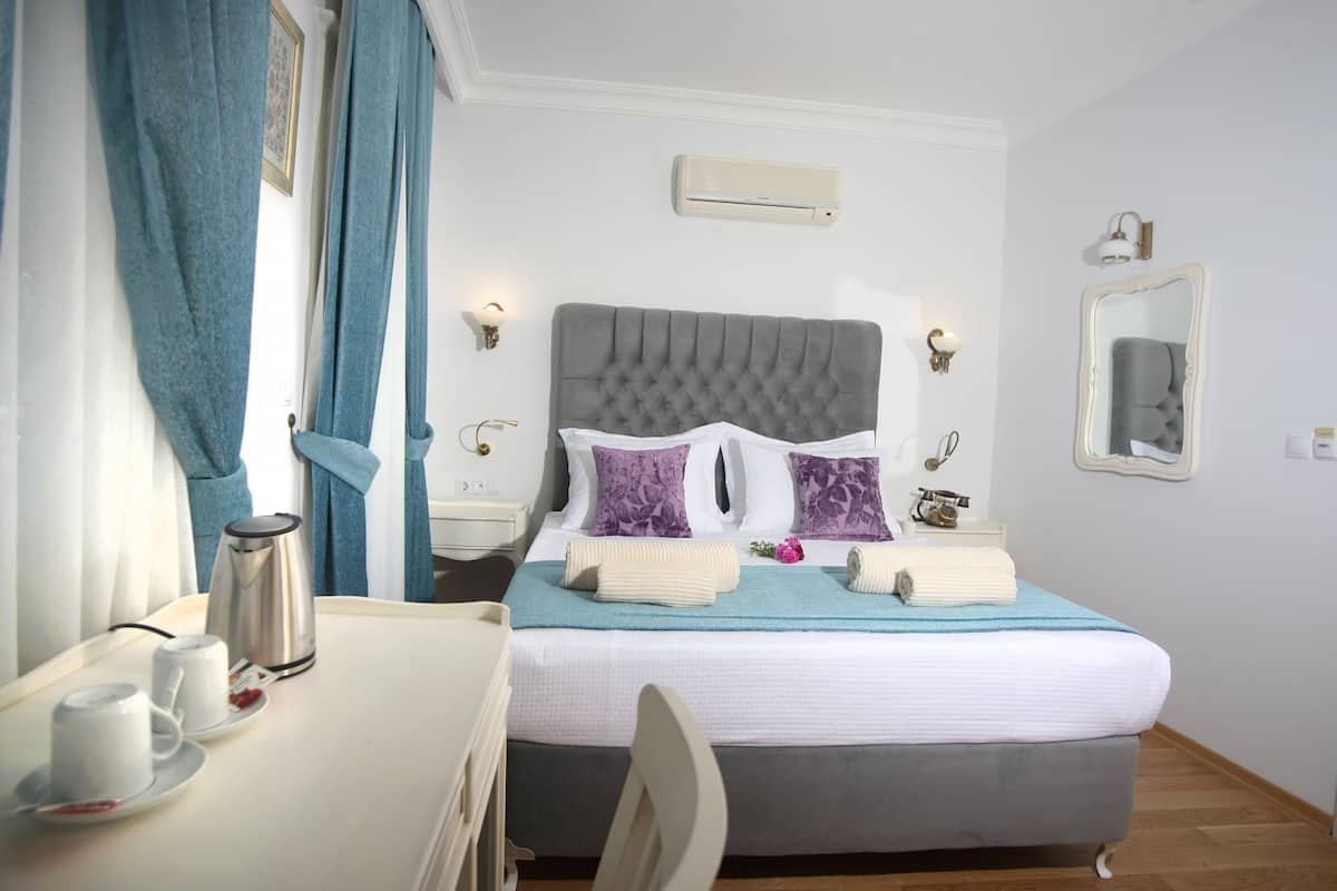 standard room with balcony | memory-foam beds, minibar, in-room safe, soundproofing