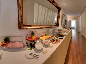 Breakfast area - Hotel Friedrich-Franz-Palais (Bad Doberan)