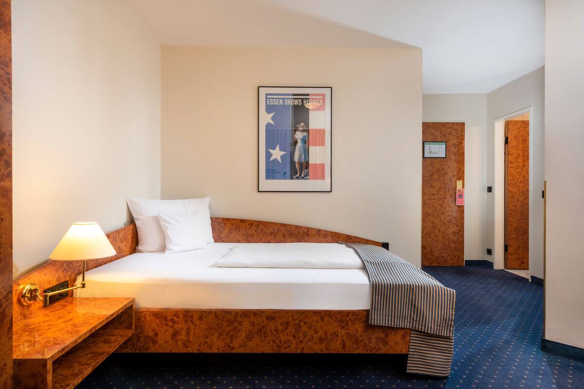 Essential Single Room