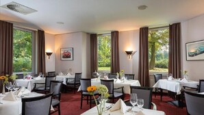 Dining - Essential by Dorint Essen (Essen)