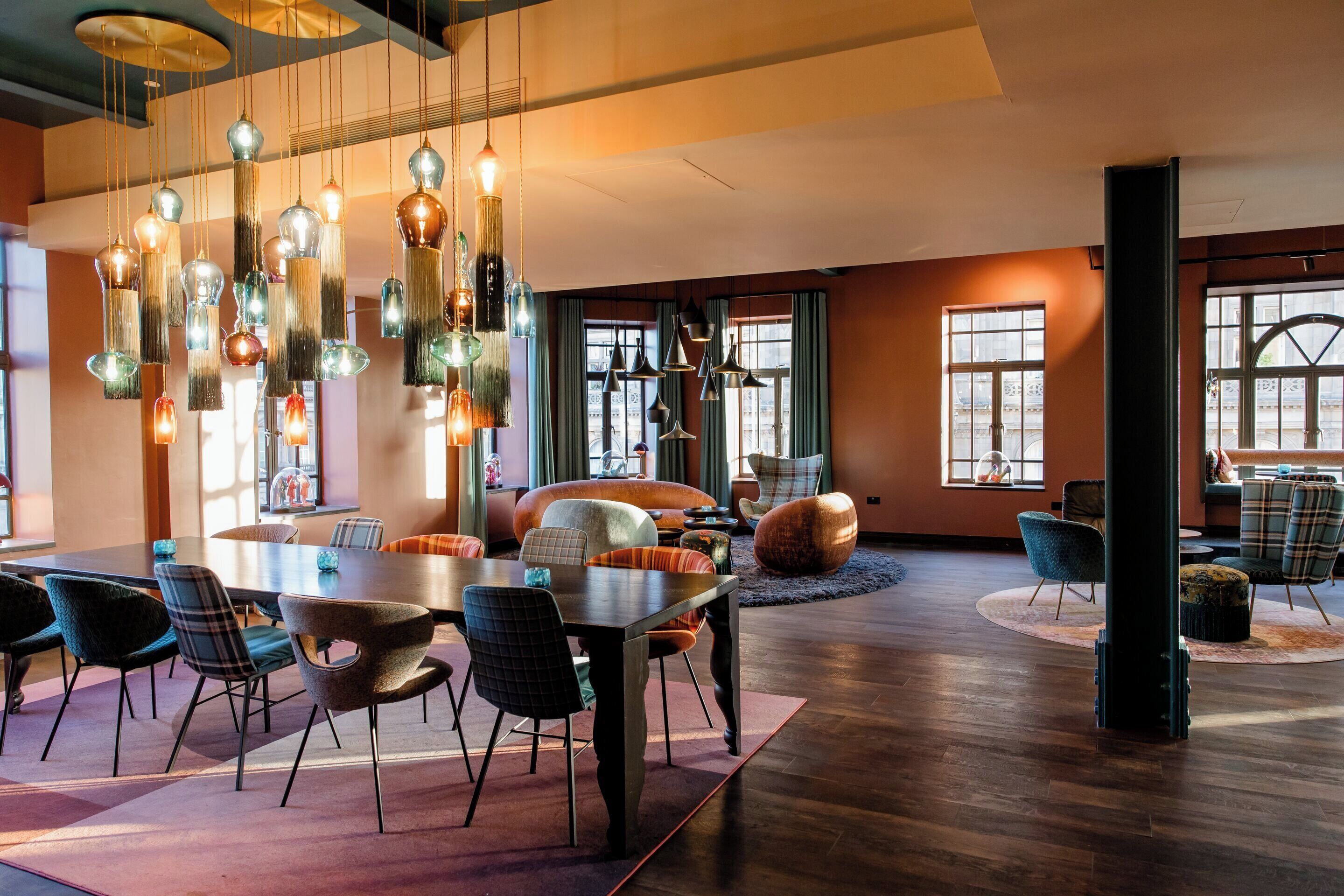 Photo - Motel One Edinburgh-Princes