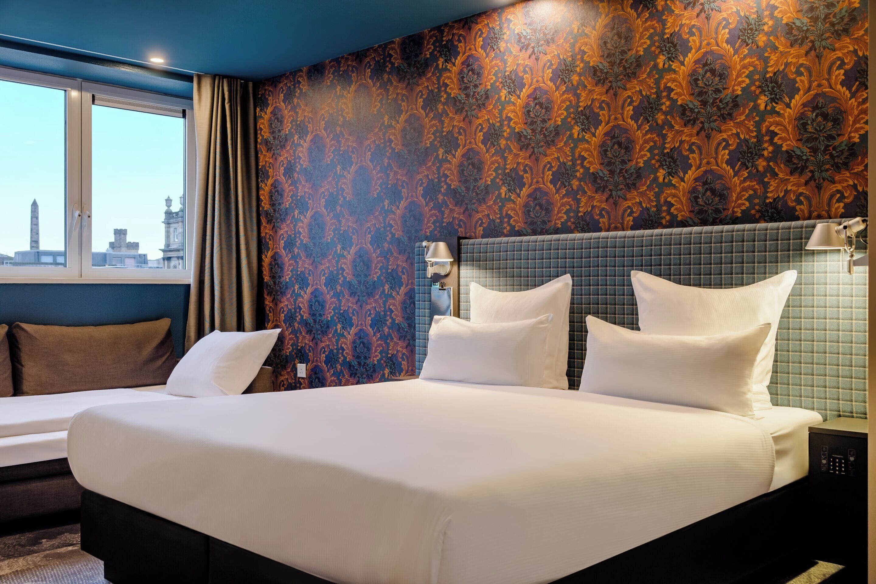 Photo - Motel One Edinburgh-Princes