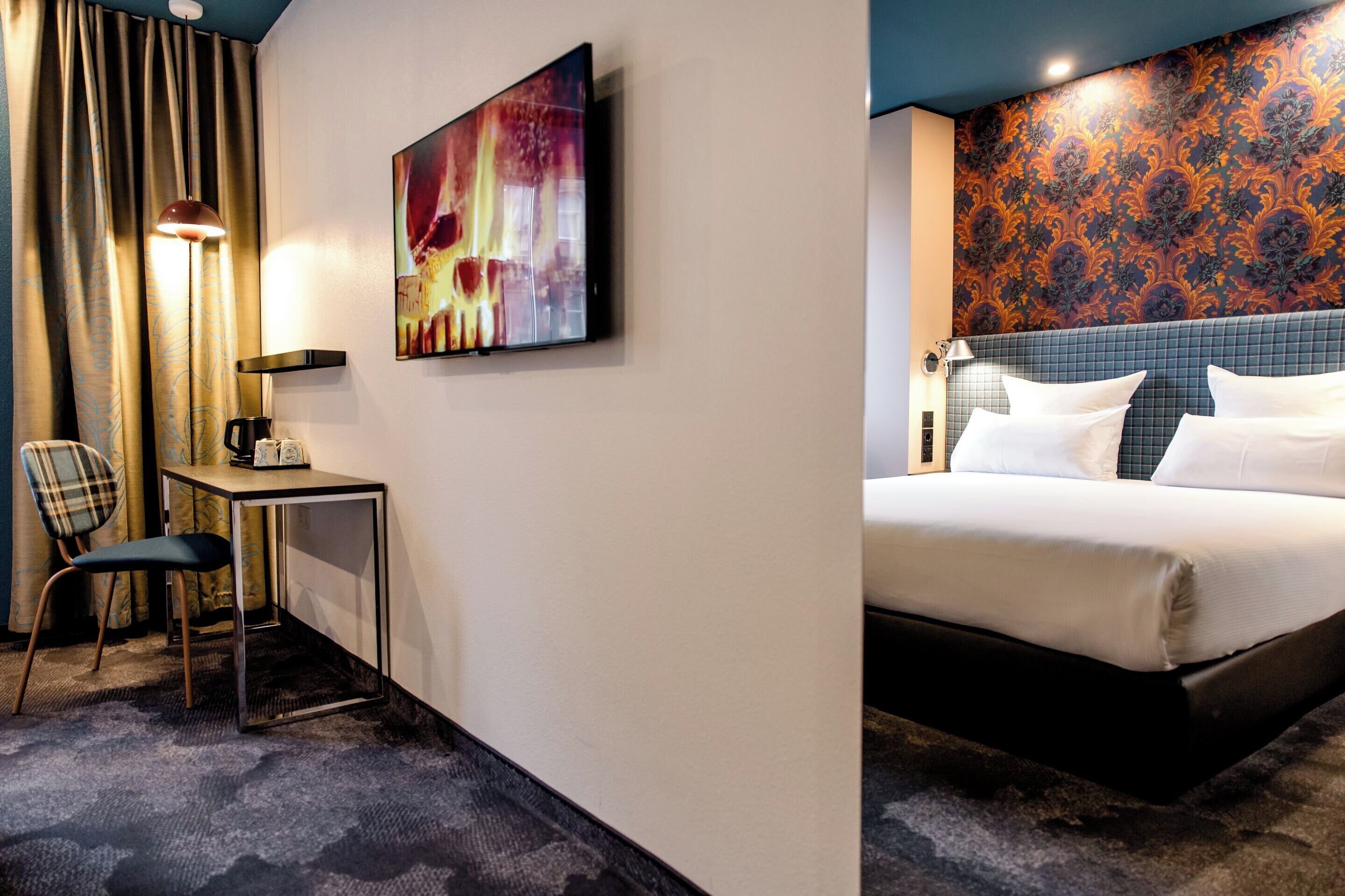 Photo - Motel One Edinburgh-Princes