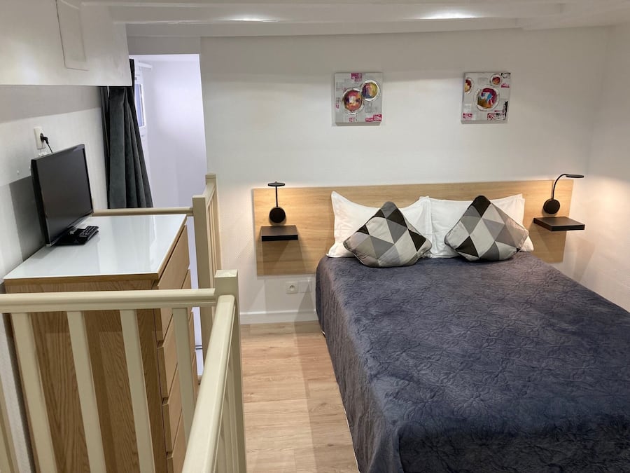 studio duplex supérieur de 1 à 4 personnes avec kitchenette | Premium bedding, individually decorated, individually furnished