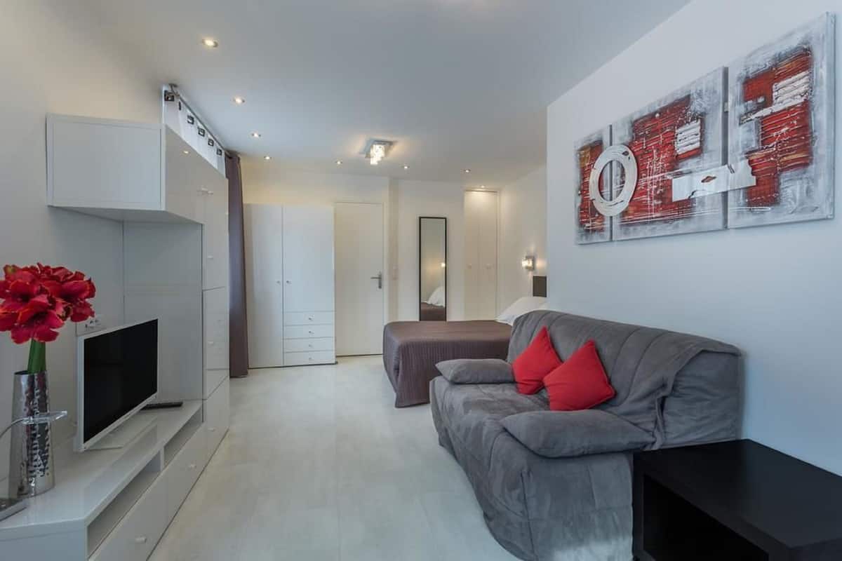 studio deluxe supérieur de 1 à 4 personnes avec kitchenette | Hochwertige Bettwaren, individuell dekoriert, individuell eingerichtet