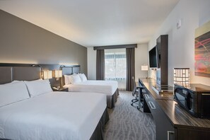 Caja de seguridad en la habitación, escritorio y cortinas blackout 