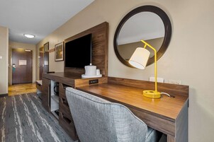 In-room safe, blackout drapes, free cribs/infant beds