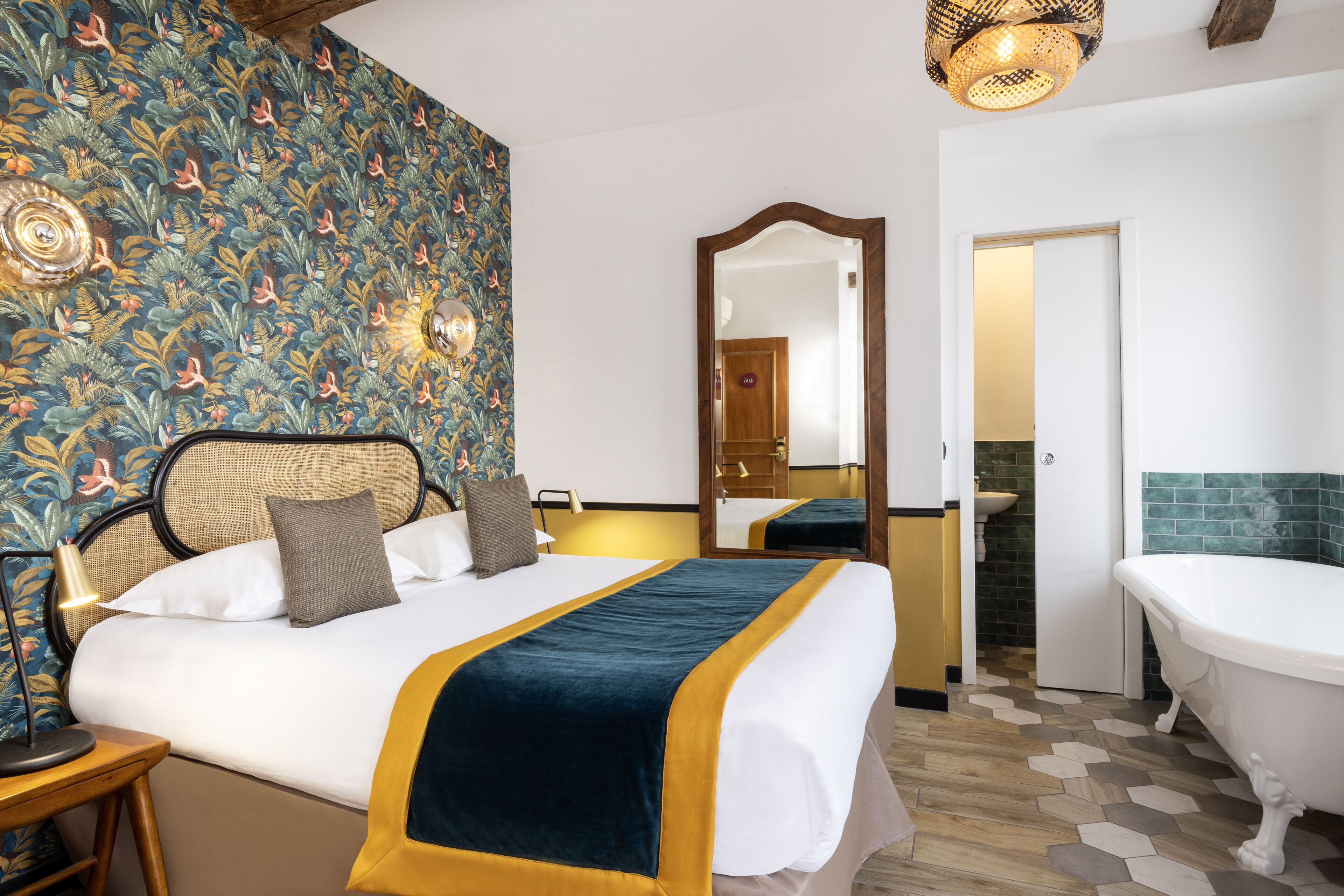 Superior-Doppelzimmer | Laptopgeeigneter Arbeitsplatz, Verdunkelungsvorhänge