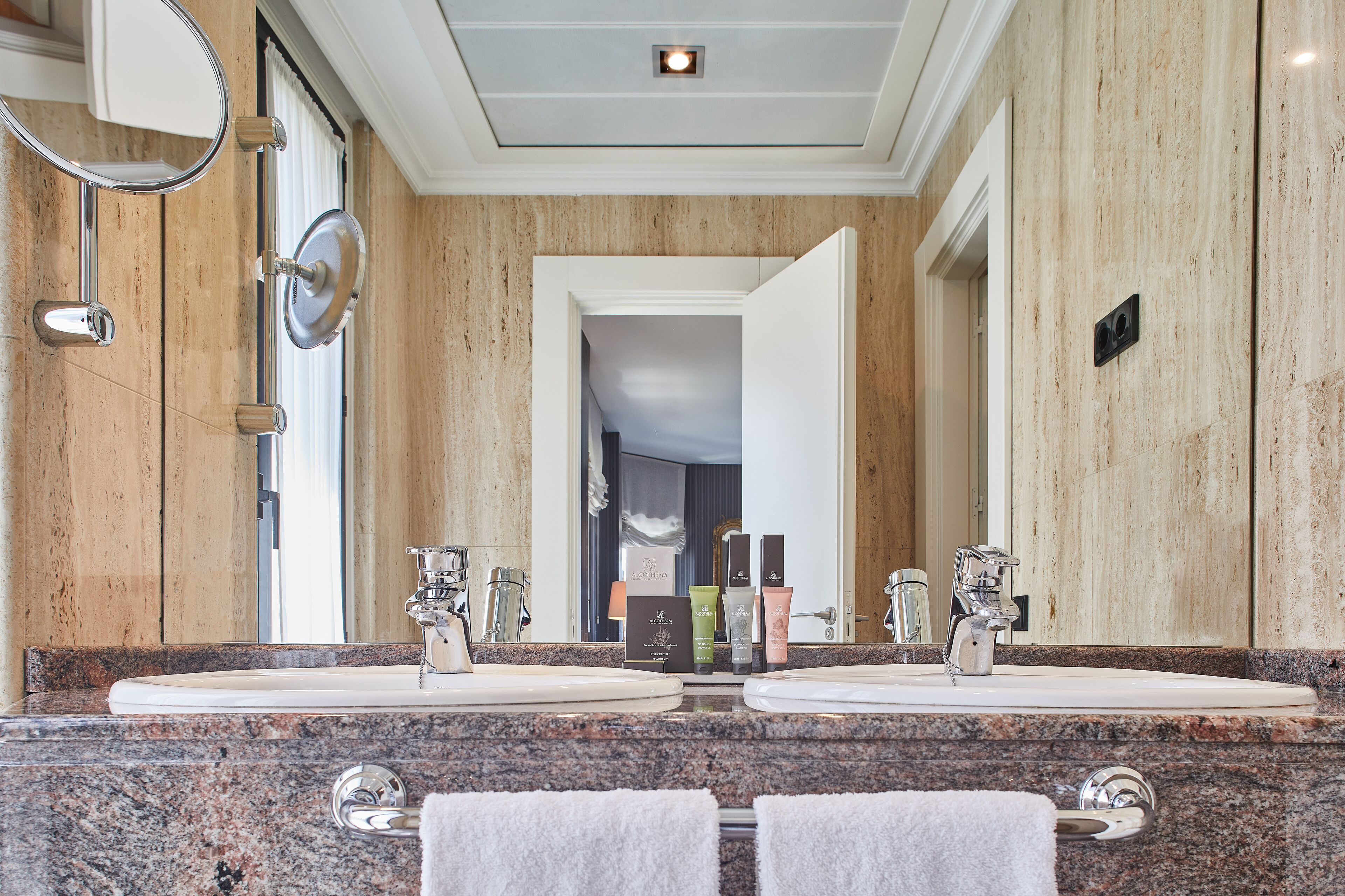 junior suite, terrace, garden view | bathroom | bathtub, free toiletries, hair dryer, towels