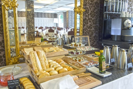 Buffet. Silken Gran Hotel Durango