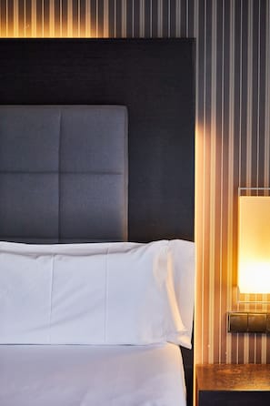 Junior Suite, Terrace, Garden View | 1 bedroom, minibar, desk, laptop workspace