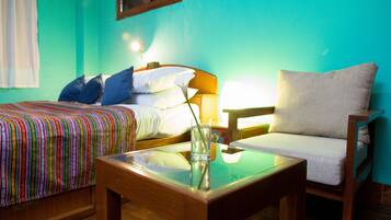 Deluxe tweepersoonskamer | Luxe beddengoed, donzen dekbedden, een kluis op de kamer