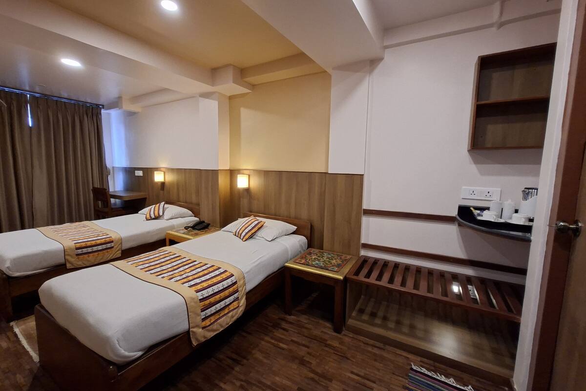 Habitación doble estándar | Ropa de cama de alta calidad y edredón