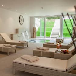 Couples treatment room(s), sauna, hot tub, steam room