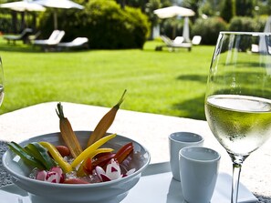 2 restaurants, breakfast, lunch, dinner served; Mediterranean cuisine - Parkhotel Delta Wellbeing Resort Ascona (Ascona)
