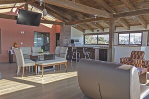 Penthouse, 2 Bedrooms | Terrace/patio