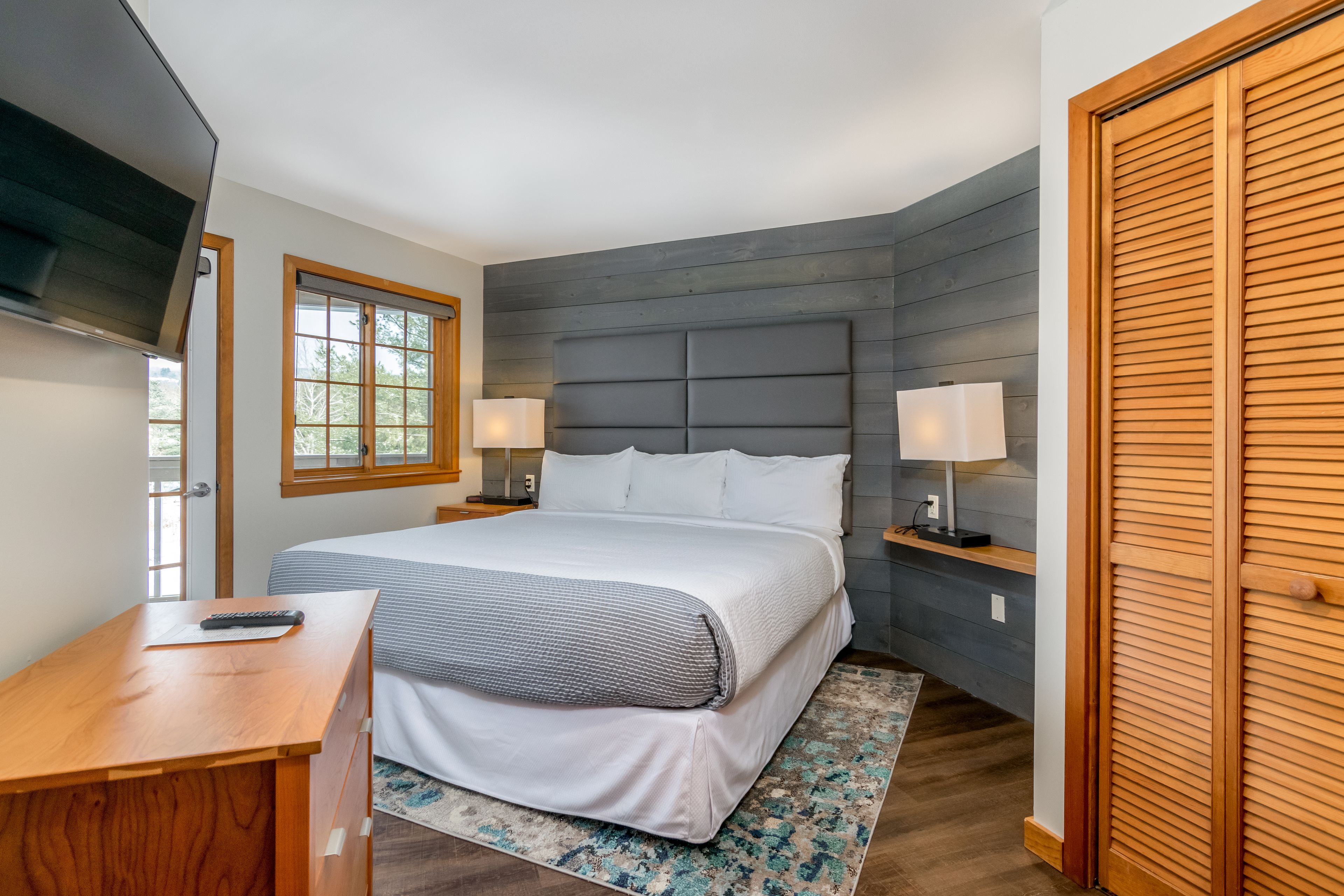 Photo - Grey Fox Inn