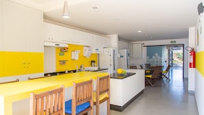 Quarto casal superior | Cozinha compartilhada