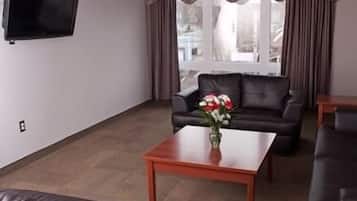 Apartemen, 2 kamar tidur | 2 kamar tidur, meja kerja, ruang kerja ramah laptop, dan Wi-Fi gratis