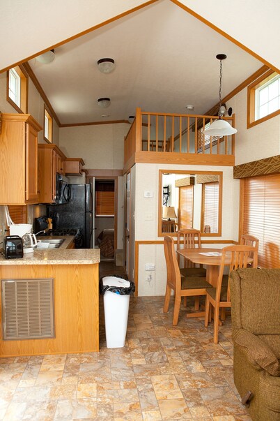 Sun Retreats New Point 