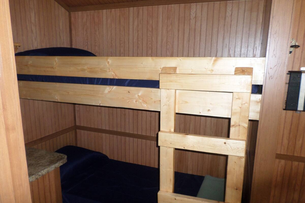 Cabin, 1 Bedroom | 1 bedroom, wired internet
