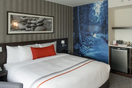 The Grand Winnipeg Airport Hotel by Lakeview - Image 2
