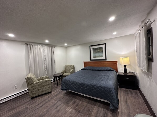 Superior Room, 1 King Bed