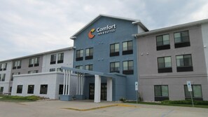 Unclassified image, 5 of 20, button - Comfort Inn & Suites Grand Forks near Alerus Center (Grand Forks)