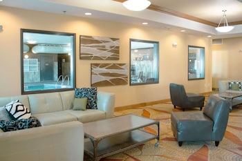 Grand Forks Lodge and Suites