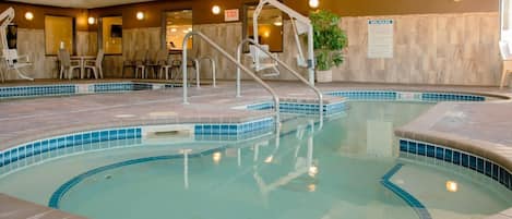 Piscine intérieure