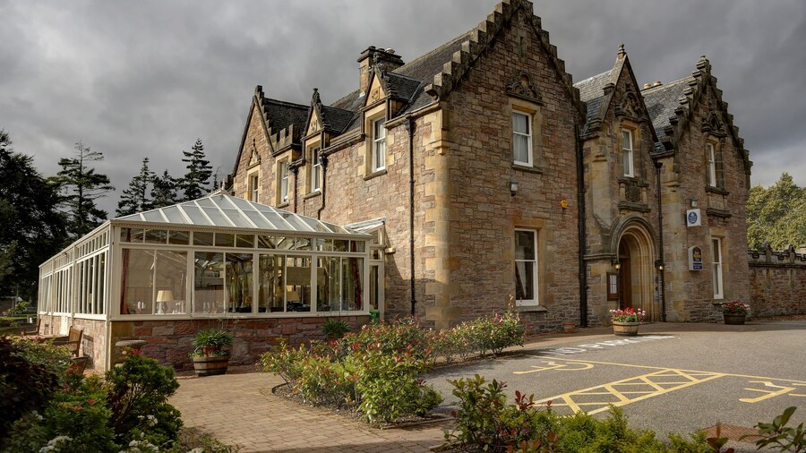 Lochardil House Hotel