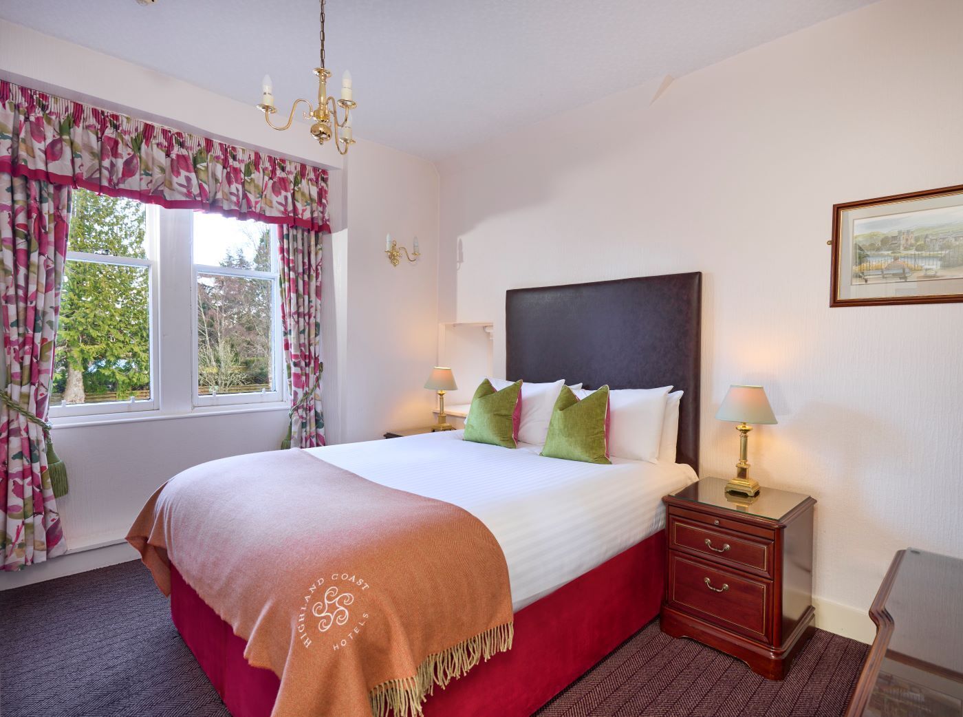 standard double room | in-room safe, desk, iron/ironing board, free wifi