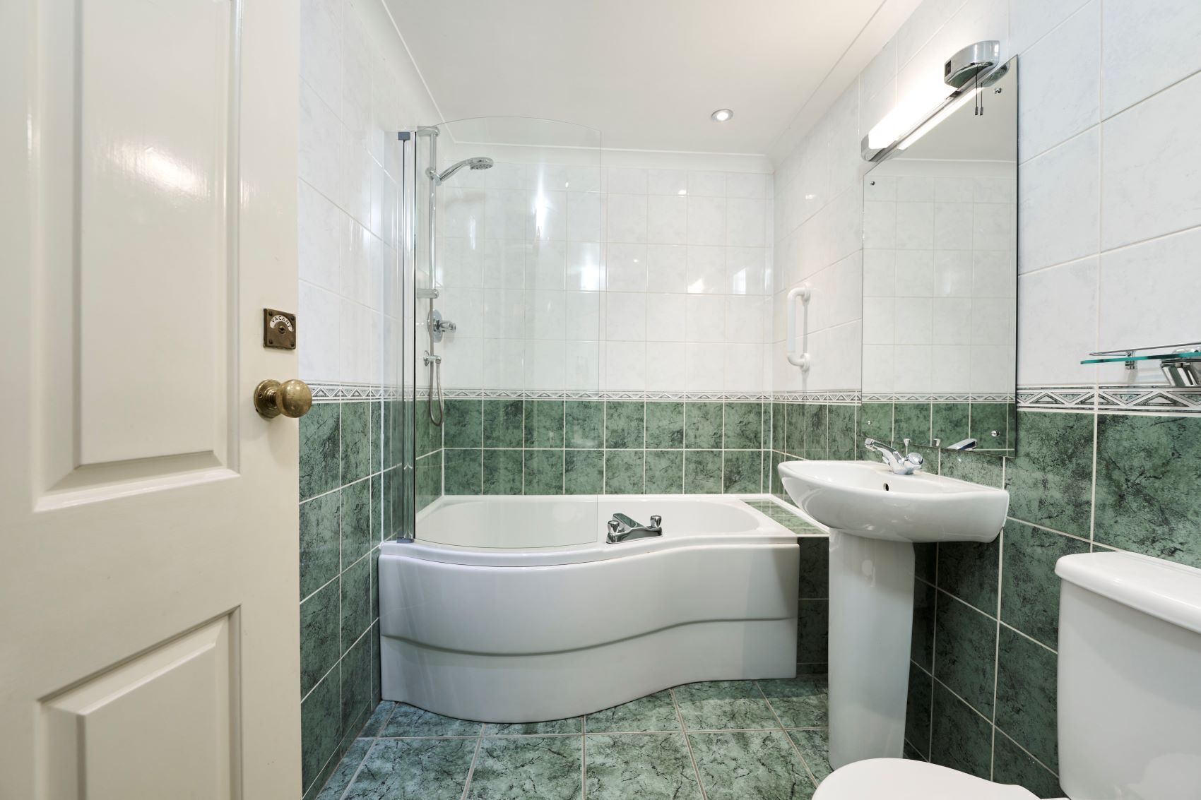 standard double room | in-room safe, desk, iron/ironing board, free wifi