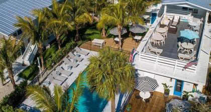 Seaspray Surf Lodge