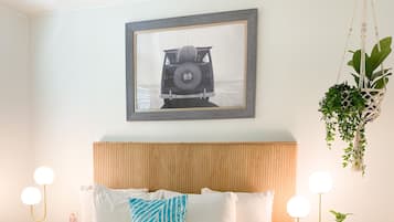 Studio | 1 bedroom, individually decorated, individually furnished