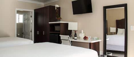 Flat-screen TV, pay films