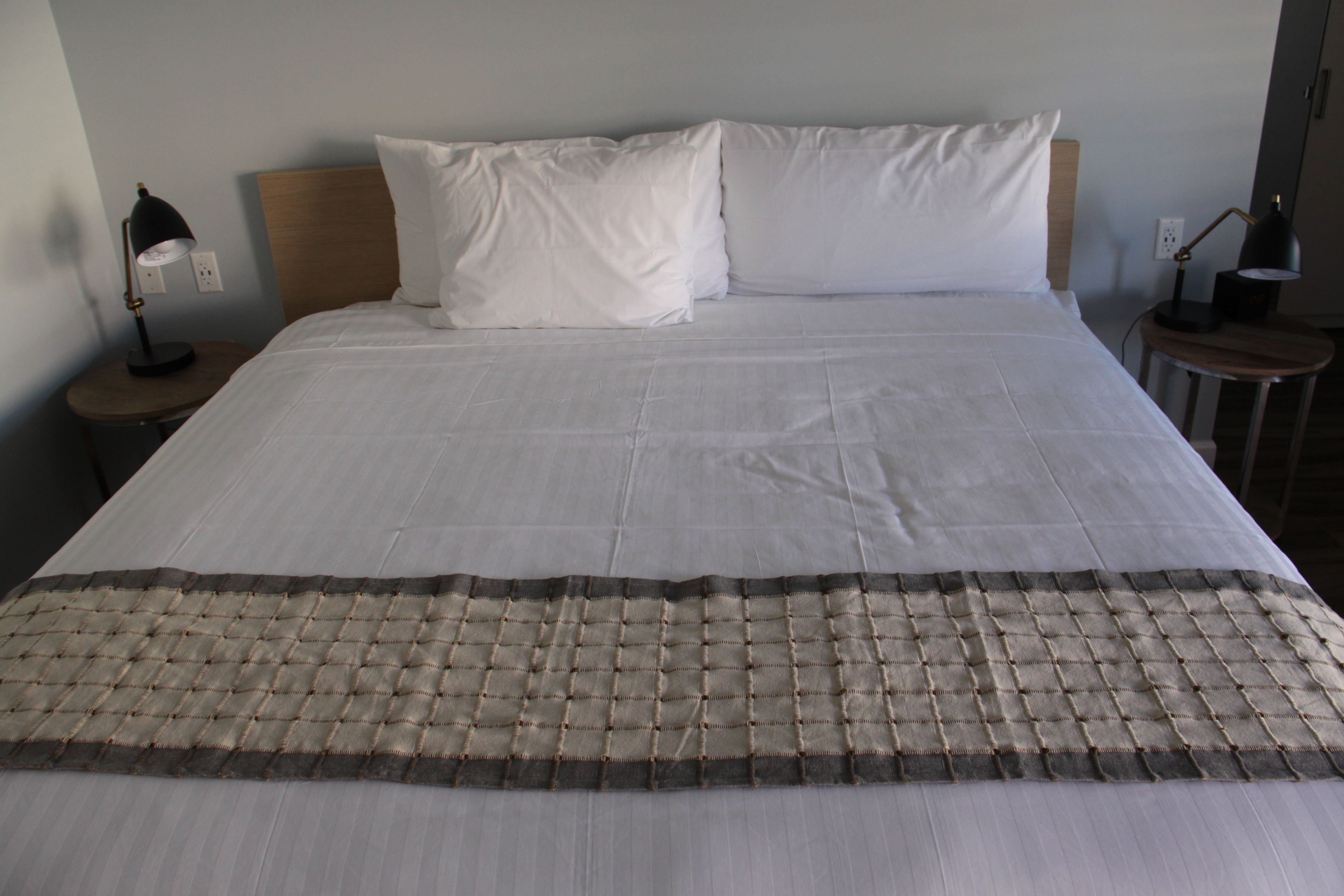 Photo - El Royale Hotel - Near Universal Studios Hollywood