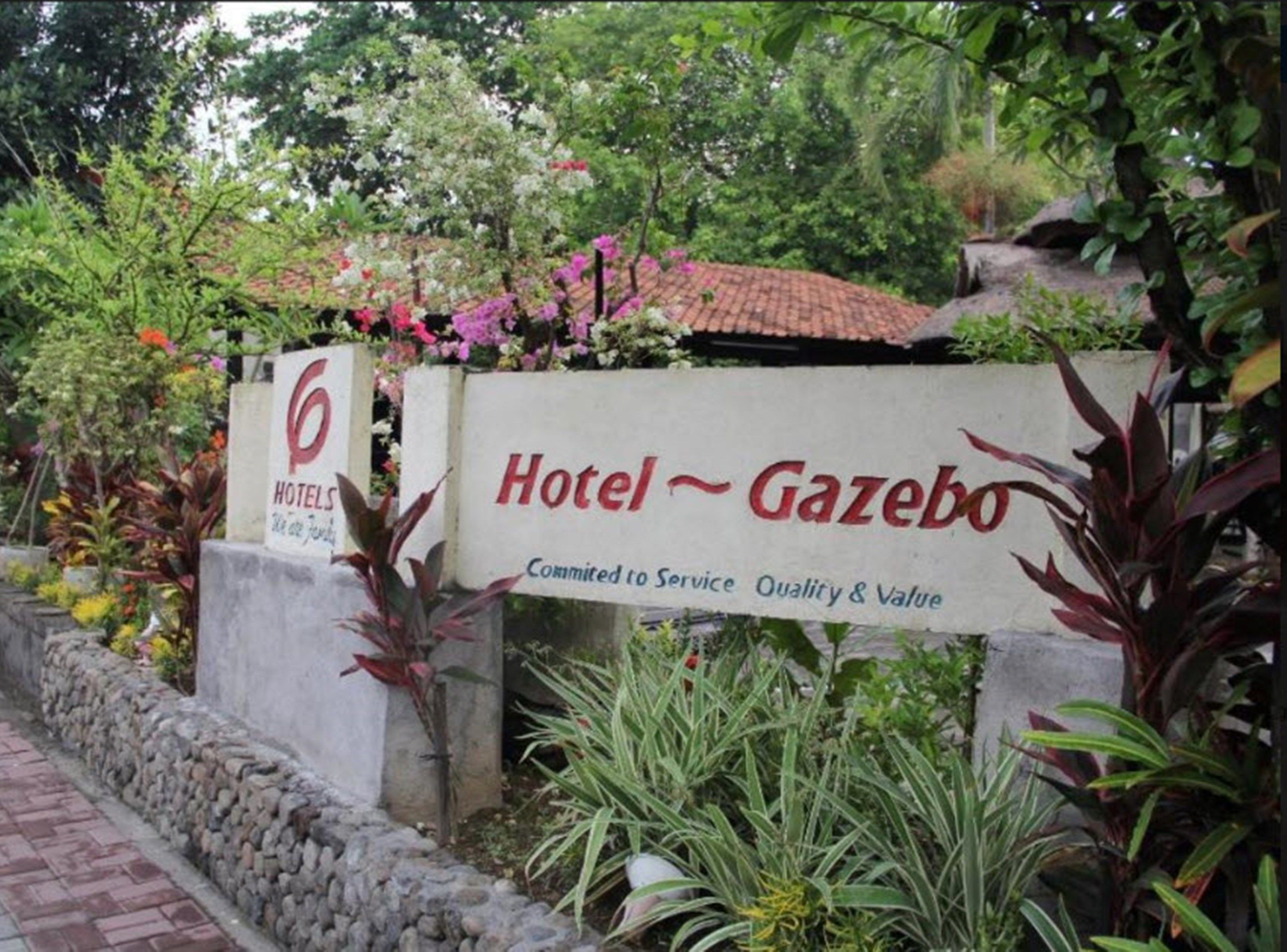 Segnaletica per Hotel Gazebo, con un'attenzione particolare al servizio, alla qualità e al buon rapporto qualità-prezzo.