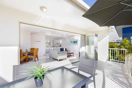 Deluxe Apartment, 2 Bedrooms | Terrace/patio