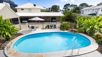 Piscine extérieure, piscine chauffée