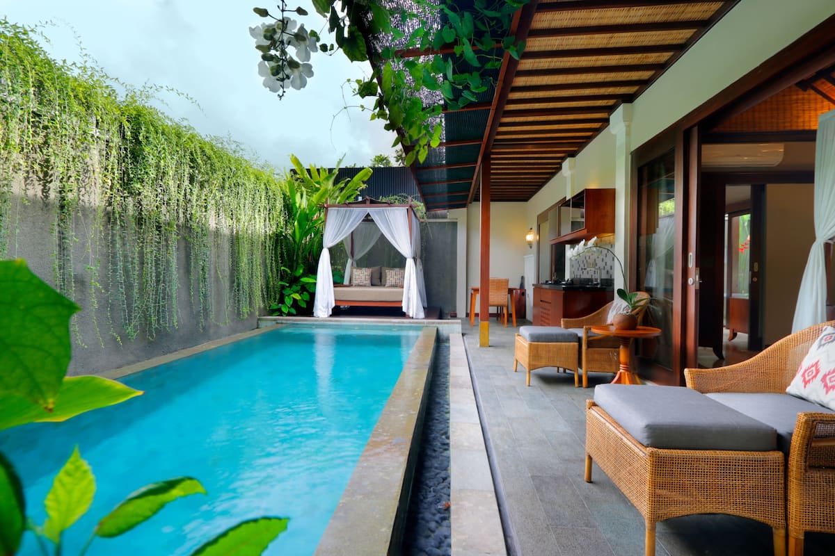 Junior Villa