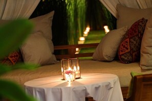 Dining - The Ulin Villas and Spa - by Karaniya Experience (Seminyak)