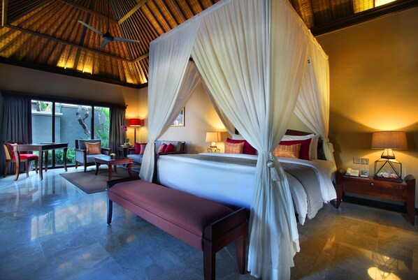 One Bedroom Pool Villa | 2 bedrooms, in-room safe, desk, laptop workspace