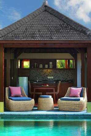 Outdoor dining - The Ulin Villas and Spa - by Karaniya Experience (Seminyak)