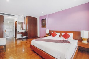 In-room safe, blackout drapes, rollaway beds, free WiFi