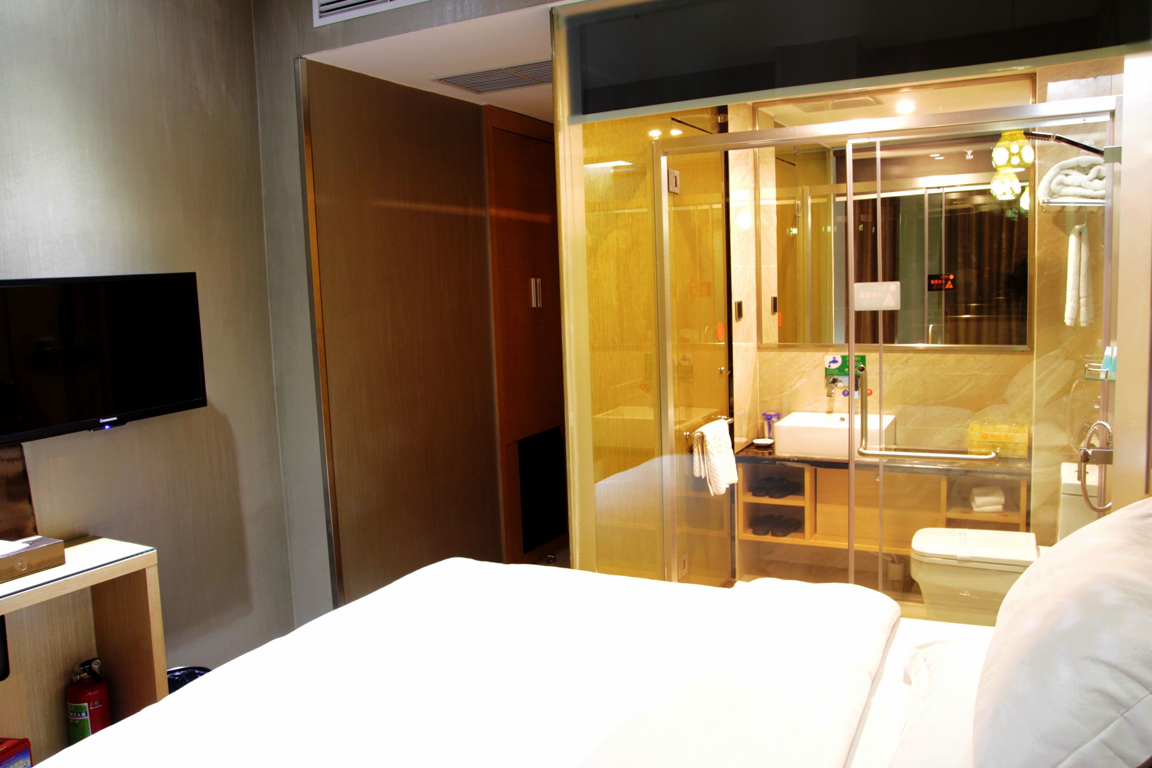 特惠房 (大床/雙床到店隨機安排, 部分無窗) | 迷你吧、房內夾萬、書桌、遮光窗簾/窗簾