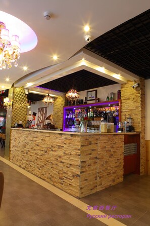 Bar (on property) - XingHe Business Hotel - Railway Station & Yuexiu Park Branch (Guangzhou)