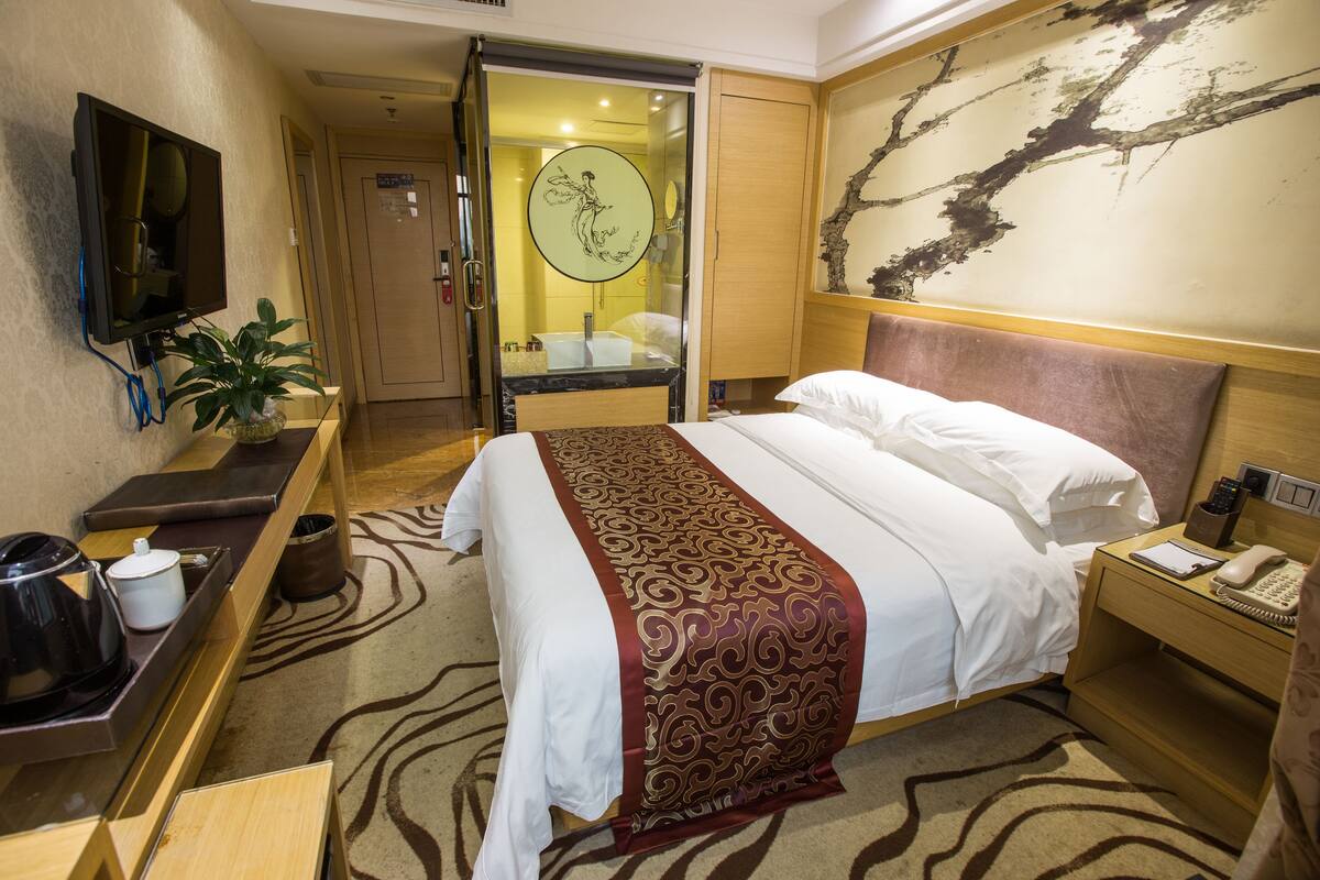 Ropa de cama de alta calidad y minibar