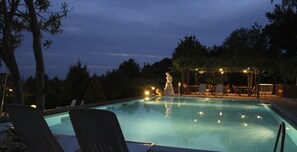 2 outdoor pools, sun loungers - Babylon Gardens Apart Suite (Menderes)
